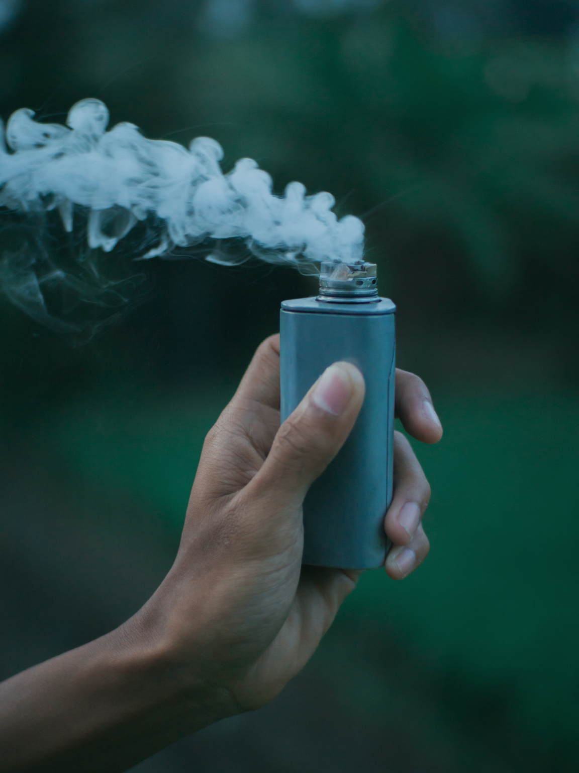 Disposable Vape Pens vs Disposable Cartridges Ontario THC Delivery